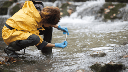 Environmental-water-testing-1400x788